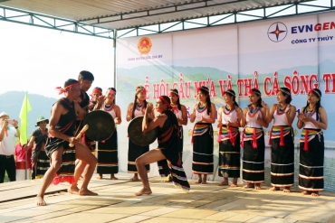 Đồng bào Kor - Bắc Trà My, Quảng Nam tổ chức Lễ hội Cầu mưa